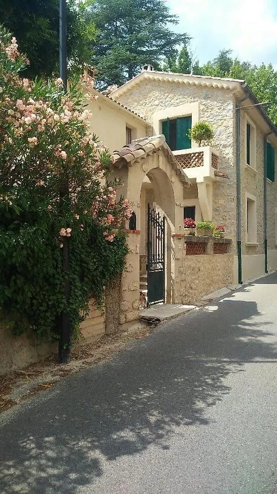 Le Jardin Apartment Greoux-les-Bains 0*,